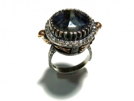 YZK.NO. 1504-1079   Gerçek Safir. Bizans modeli antik görünümlü el işi yüzük. 925 ayar gümüş ve bronz  FİYATI KDV dahil : 310 TL