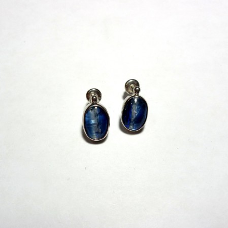 KÜP.NO.0736-0589 Gerçek Kiyanit 925 ayar gümüş küpe. FİYATI KDV dahil : 160 TL