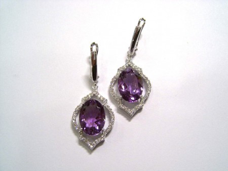 KÜP.NO.0281-0147 Gerçek Ametist ve Zirkon,Rodyum rodajlı 925 ay. gümüş.Fiyatı : KDV dahil 585 TL