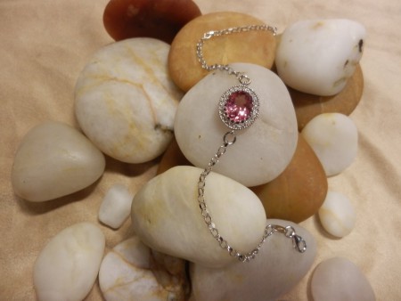 no.bil.0332-0246 Hakiki pembe Turmalin.Rodyumlu gümüş 925 ay. Fiyatı : KDV dahil 470.- TL